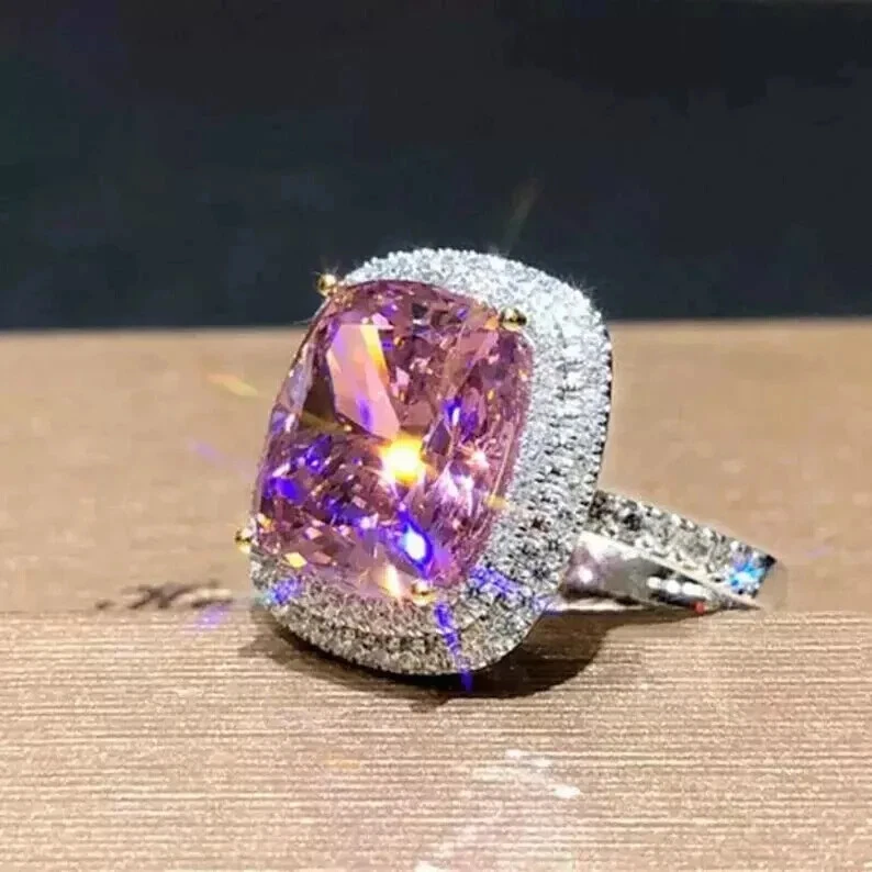 Anillo de compromiso de diamantes de zafiro rosa real cojín de 8,00 quilates de oro blanco de 14 quilates Foto 4 de 4
