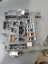 MITSUBISHI OUTLANDER FUSE RELAY BOX CONTROL MODULE UNIT OEM