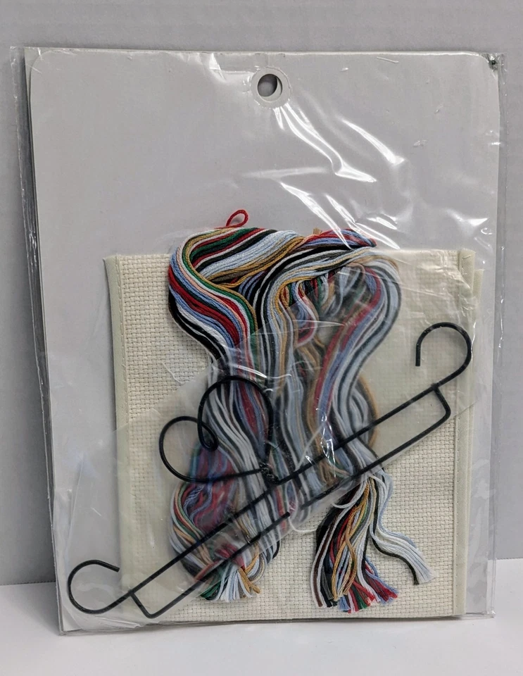 Vintage Banners Dimensions 1998 A Warm Winter Welcome Folk Art Cat Snowman 8585 - Image 2 of 2