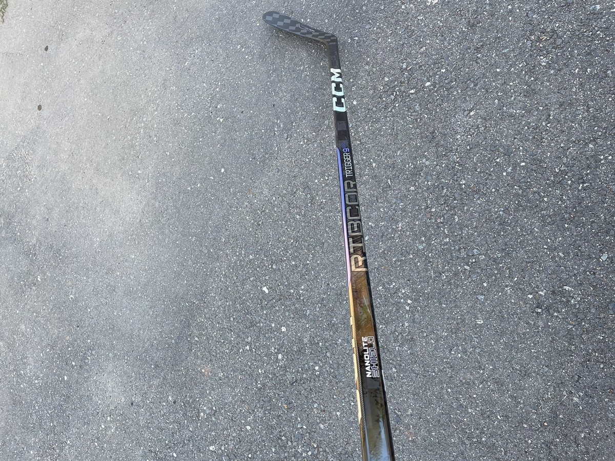 UNRELEASED Ccm Trigger 9 Pro Senior Hockey Stick, Left, P-29 UNRELEASED Ccm Trigger 9 Pro Senior Hockey Stick, Left, P-29