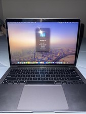 MacBook Air 13-inch