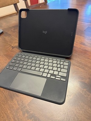 Logitech Combo Touch iPad Pro 11-inch (M4 & M5) (2024 & 2025