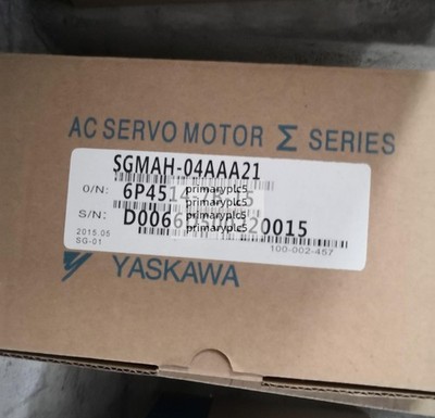 ONE YASKAWA SERVO MOTOR SGMAH-04AAA21 NEW