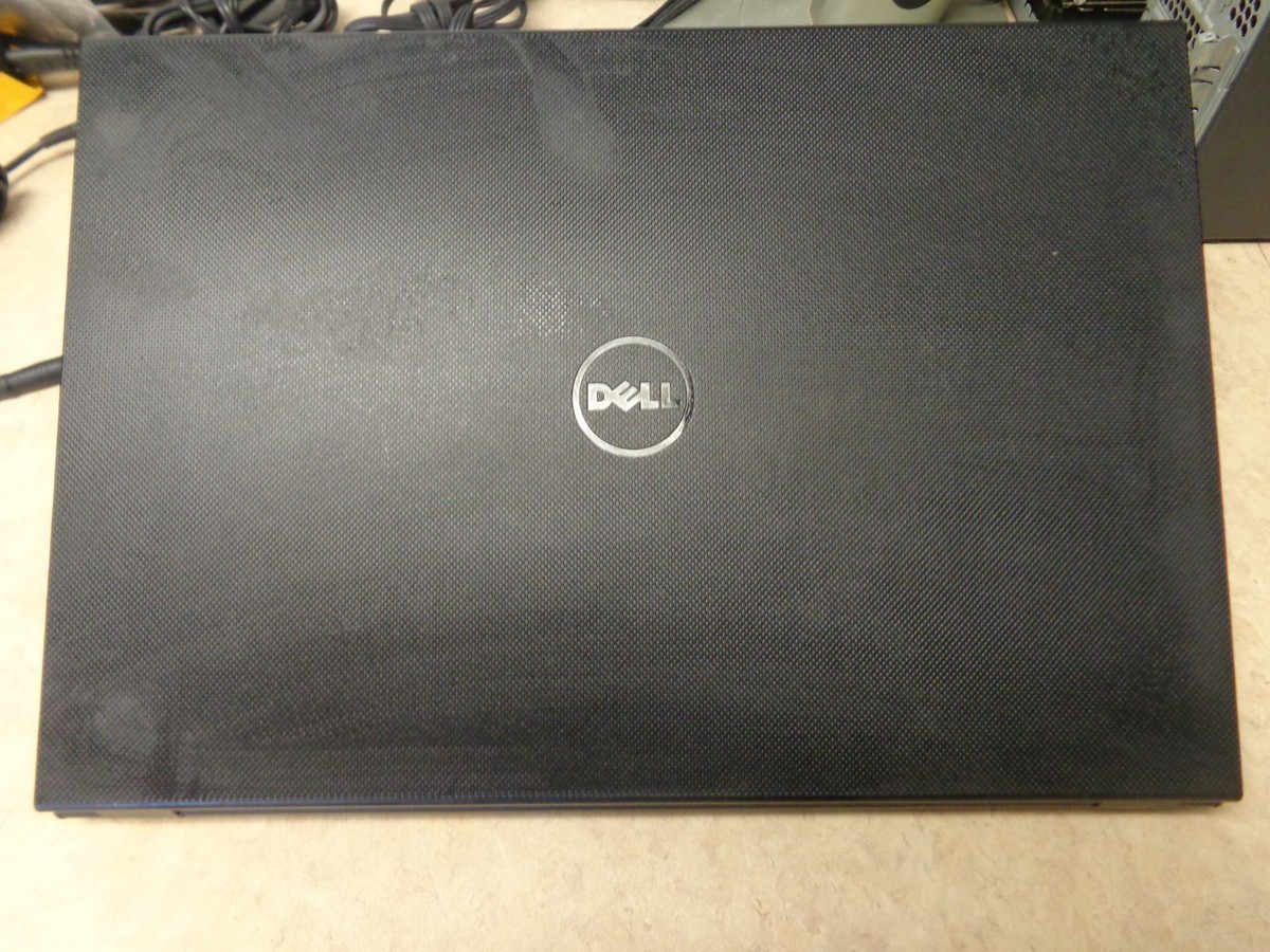 DELL Inspiron 15 3000 : Intel(R) Core(TM) i3-4030U CPU @1.90GHz