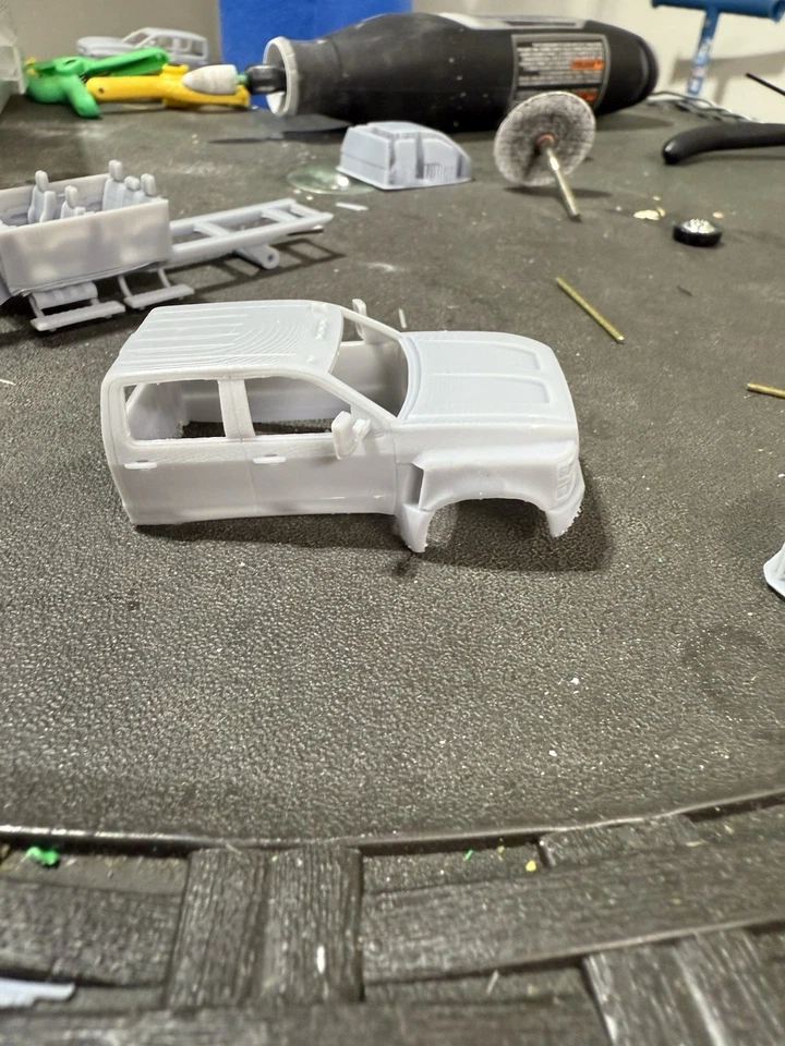 Chevy 5500 doble cabina impreso en 3D escala 1/87 Foto 3 de 4