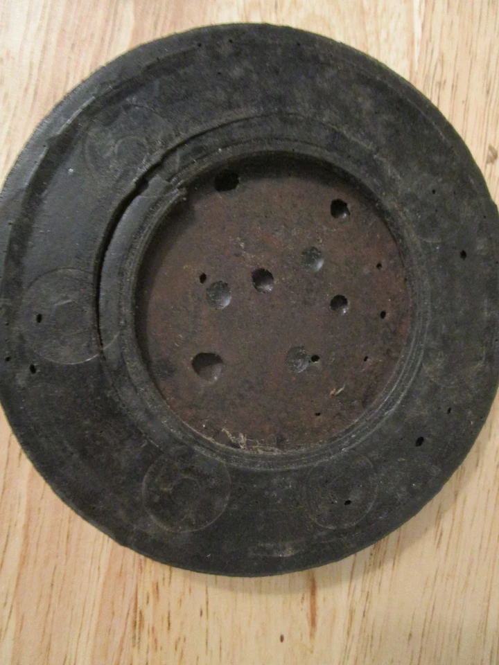 Черная резиновая эмблема рожка Morgan 4/4 Plus - Изображение 2 из 2