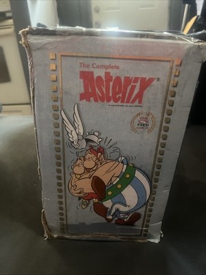 The Complete Asterix Box Set/Damaged Box/40 Books Great Condition