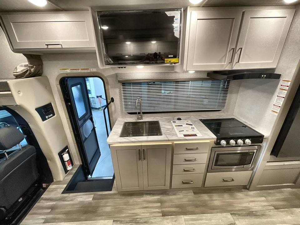 2026 Thor Motor Coach Geneva 24VP | eBay