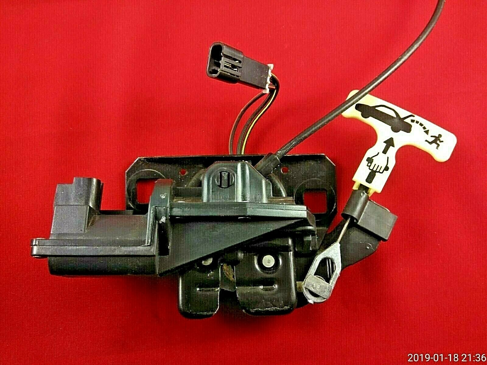 20012005 GM TRUNK LATCH BUICK REGAL CENTURY OLDS INTRIGUE RELEASE LOCK