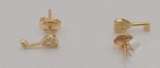 Yellow gold key earrings in 14k