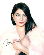 Niki Koss Signed Autograph 8x10 Photo FAMOUS IN LOVE Actress COA 