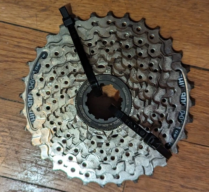 Shimano hg41 sales 8 speed cassette