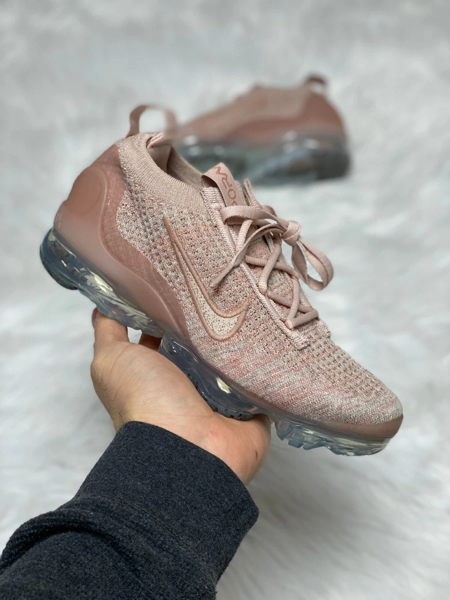 Nike vapormax hotsell rose gold