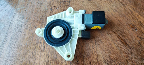 Fensterhebermotor VW Passat 3G ab 2015 hinten rechts 5Q4959801D