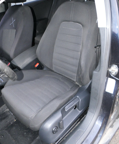 VW Passat 3C auch Kombi Sitz vorne links Fahrersitz SHZ Sitzheizung elektrisch