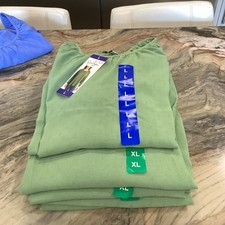 Jessica Simpson Green Textured Top Long Sleeves Pullover NWT