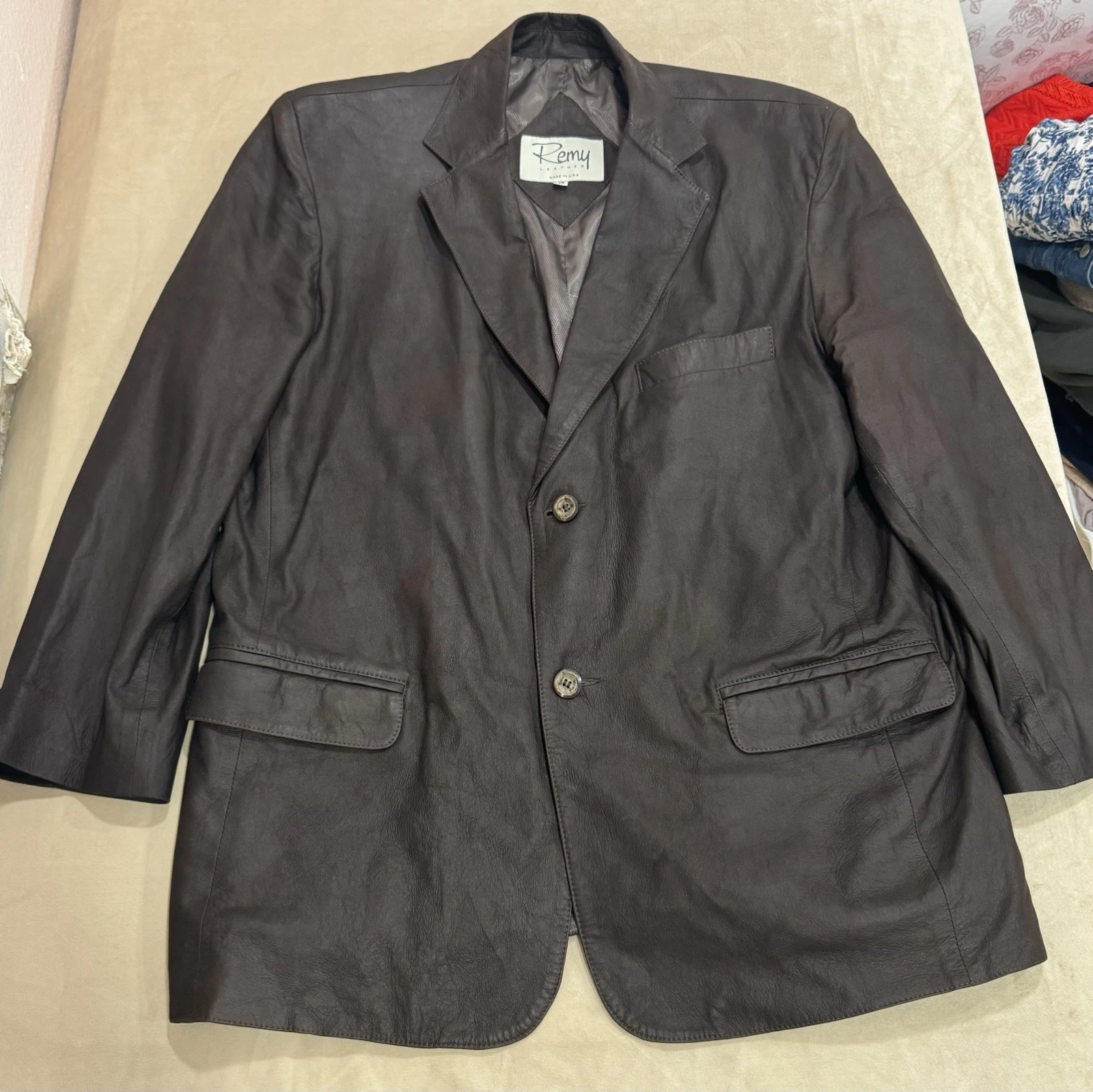 REMY 2-Button Leather Sport Coat Size: 42 MRSP: $1695 Made in USA - product detail image 2