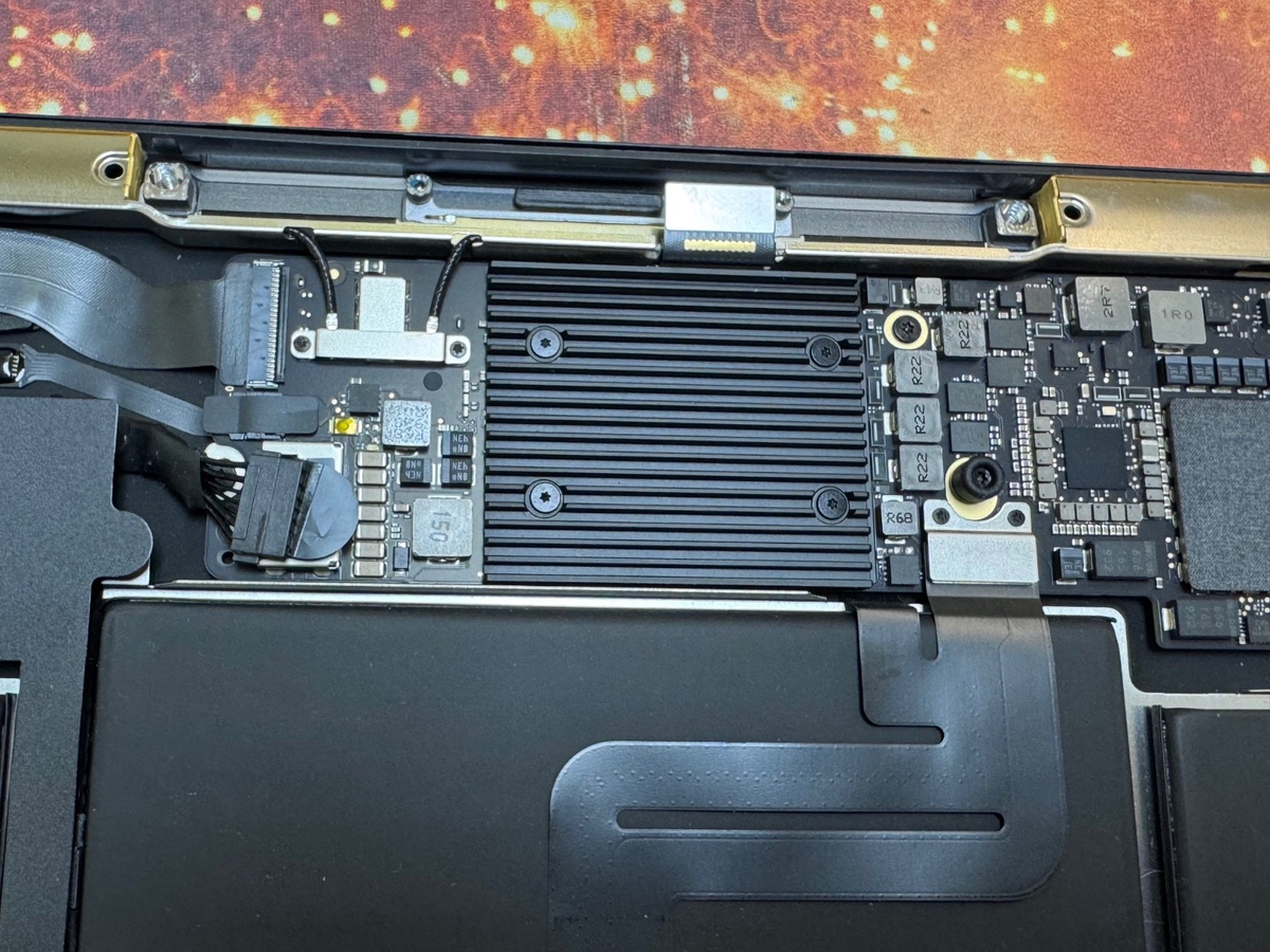 GENUINE MacBook Air 2018 A1932 Logic Board i5 1.6Ghz 8GB 256GB +