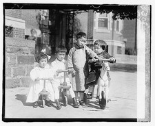 Photo:Koo and Sze Children on Tricycles c1918 1920