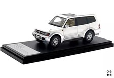 1/43 Mitsubishi Pajero Long Super Exceed Di-Diesel 3200 1999 White/Silver