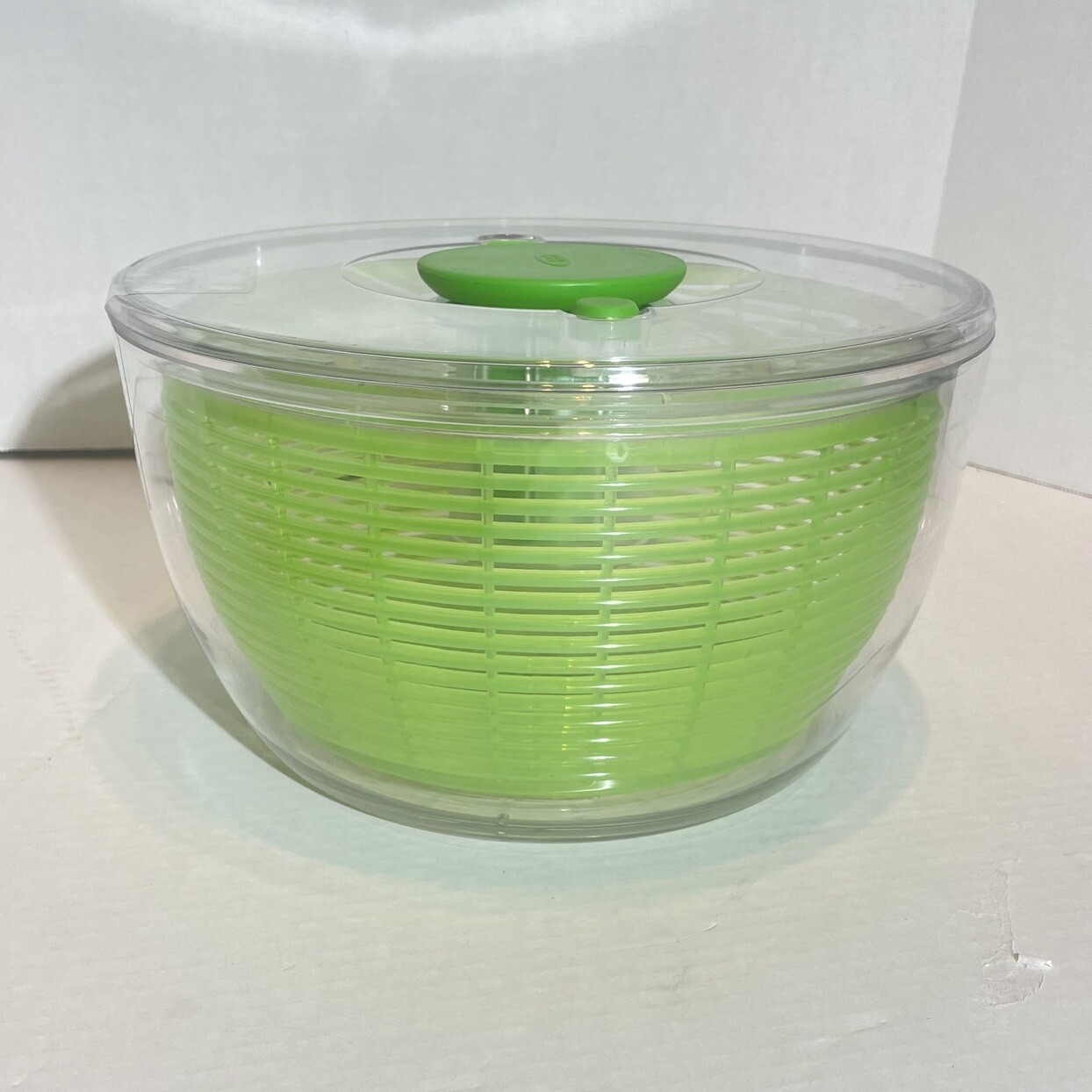 Salad Spinner OXO 32480 10.5 Inch Clear Green Kitchen Tool-image