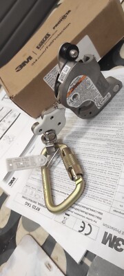 3M DBI-SALA 6160030 Lad-Saf Sleeve mit Karabiner, Nocken und Trägheitsverriegelung passend