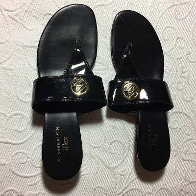 Anne Klein iflex' Black Patent Thong Sandal 2