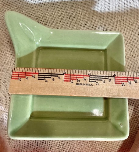 4 DIVERSIFIED CERAMICS DC892 sage green & white handled appetizer plates - Picture 4 of 4