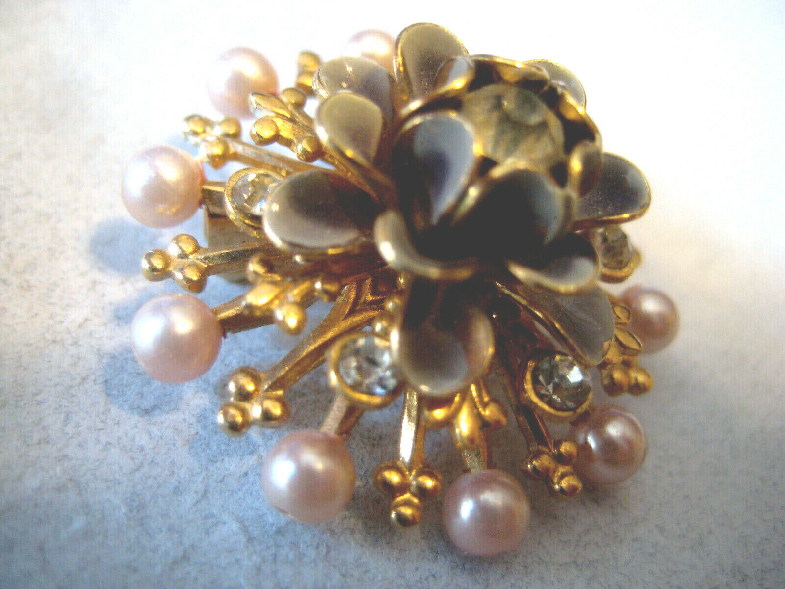 PIN brooch vintage 1950s 1960s faux pearls rhines… - image 2