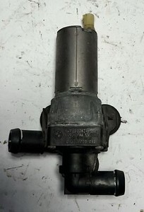 Zusatzwasserumpe BMW 320d DPF Touring Bj 2008 1995 CCM 130 KW