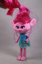 DreamWorks Trolls World Tour 2 - STYLIN' POPPY Fashion Doll