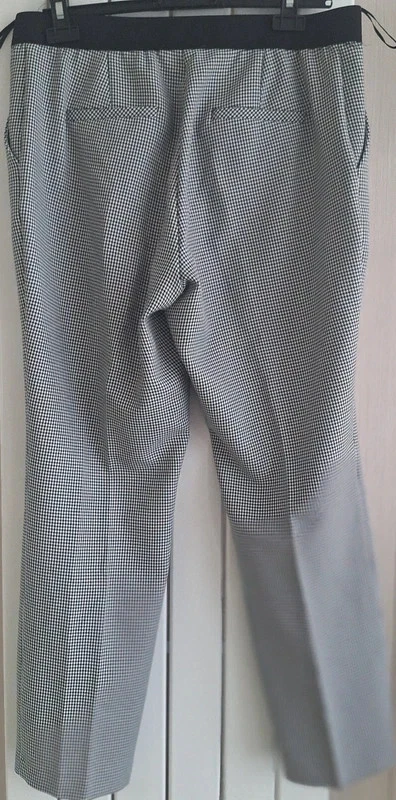 Primark Black & White Houndstooth Trousers – Size 14 – Stylish & Comfy! - Image 4 of 4