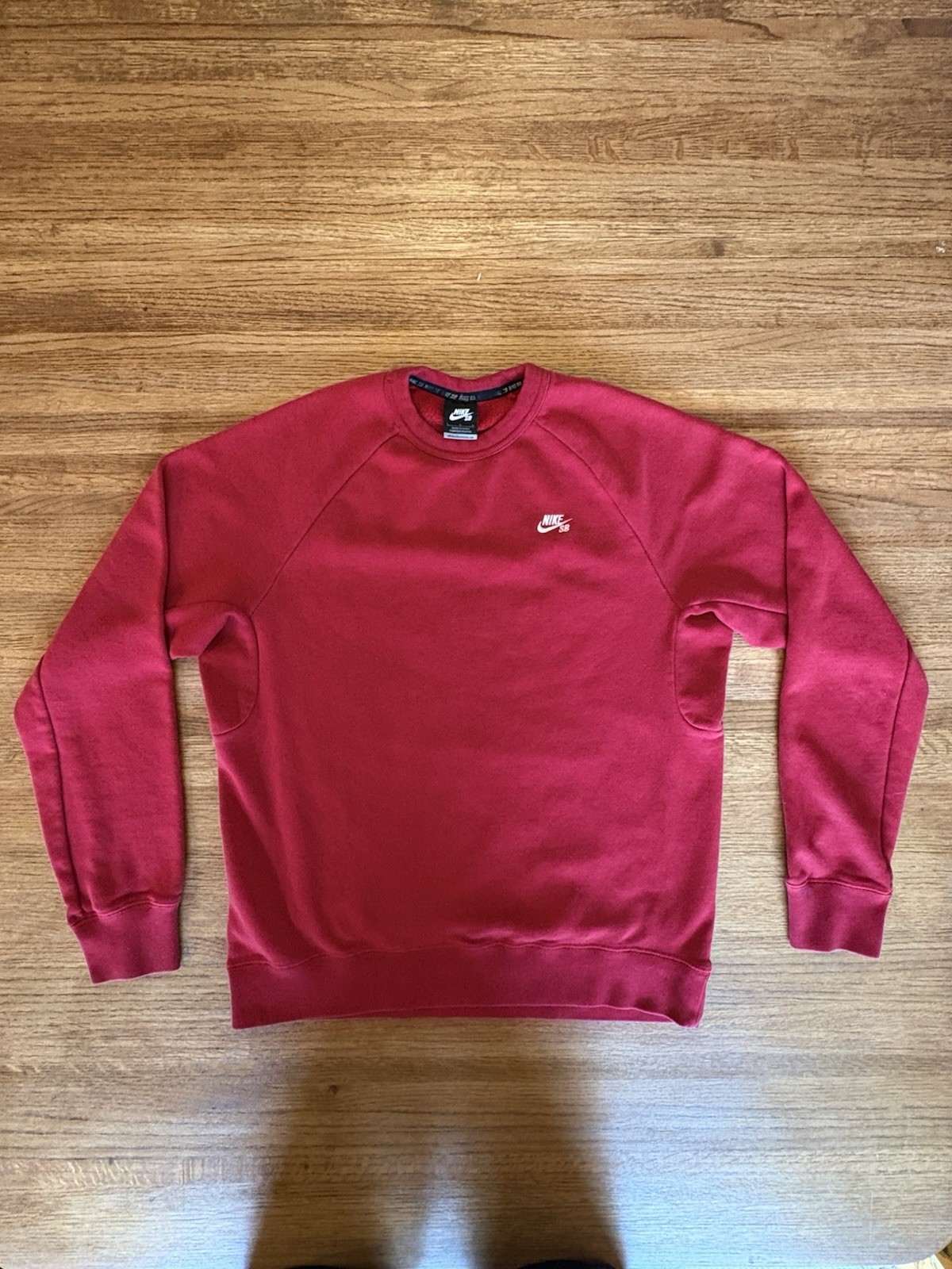 Nike SB Skateboarding Men's Large Sweatshirt Red Punk Active Logo Crew Neck