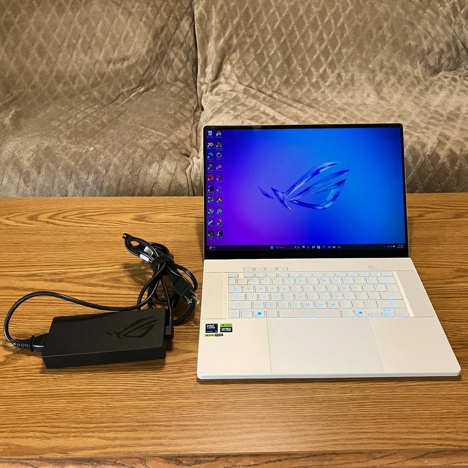 Zephyrus G16 (2025) RTX 5090, Intel 285H, 64GB RAM, 2TB SSD, OLED 240HZ QHD+ - Image 2 of 4