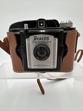Vintage Beacon Two Twenty Five 225 Camera   620 Film   1950s Art Deco USA w/Case