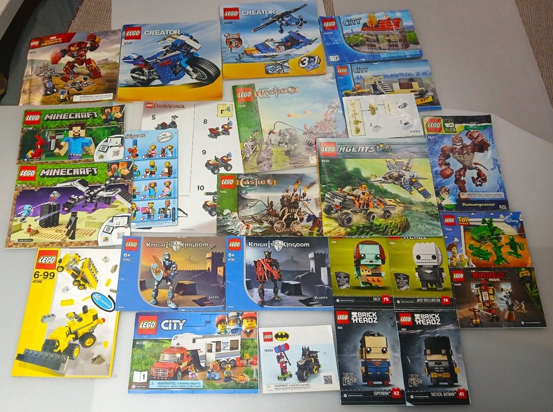 Lot of 22 Lego Instruction Manuals  - Minecraft Creator Brickheadz City Agents +