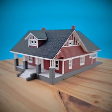 N-Scale - Sears Custom Vallonia 1920s Kit Home - 1:160 Scale Building House