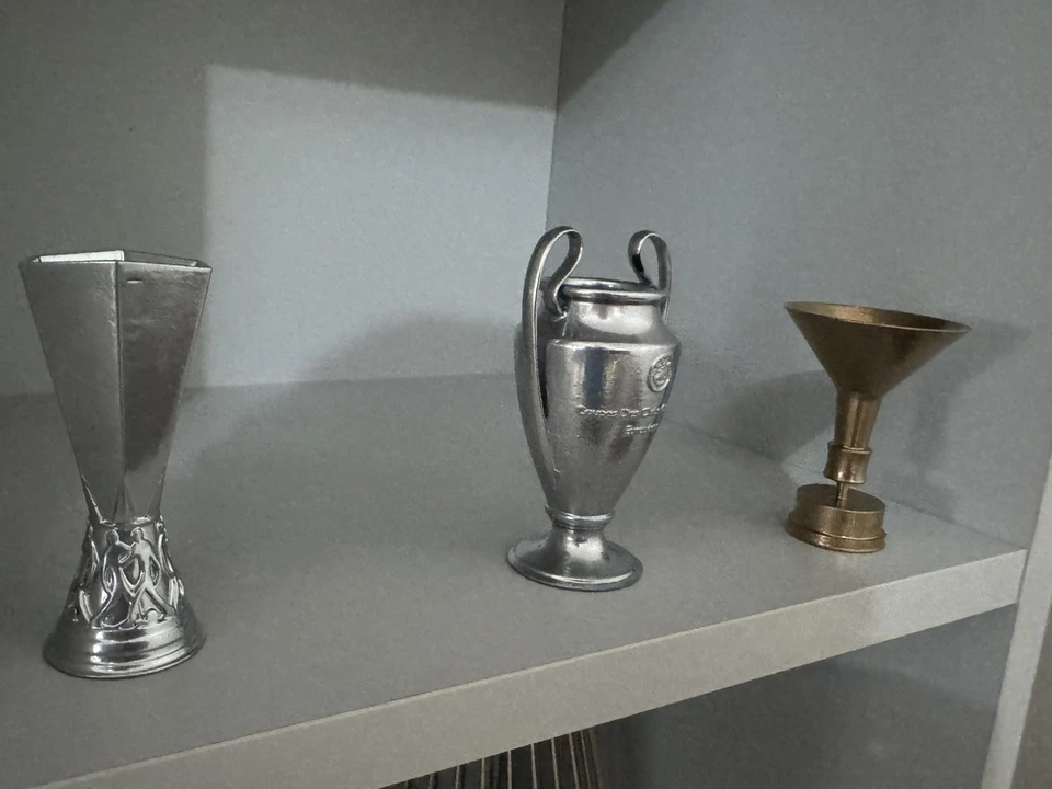 Trofei in miniatura Champions League -Europa league coppa -Scudetto Italia - Immagine 2 di 4