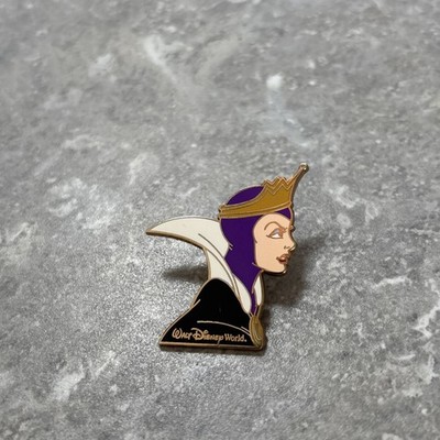 DISNEY CAST SCHLÜSSELBAND SERIE 2 BÖSE KÖNIGIN KOPF PIN ANSTECKER SCHURKEN KÖPFE SCHNEEWITTCHEN