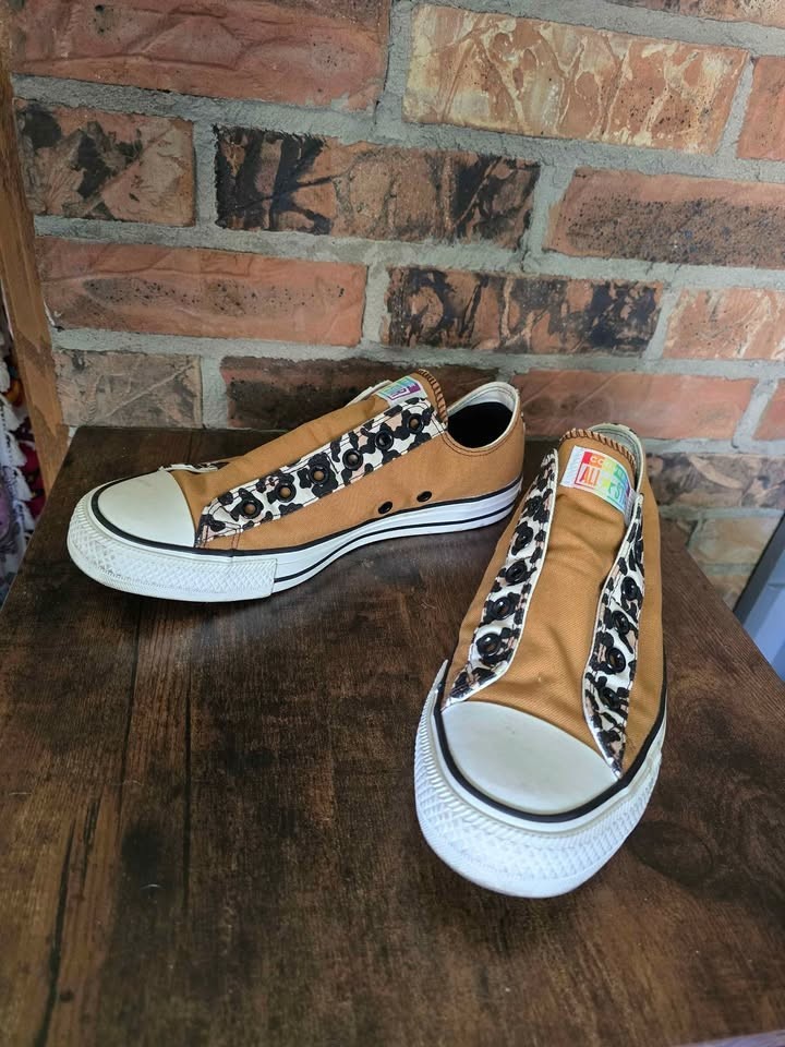 Converse All Star Slip On, Womens Size 9, Custom Leopard