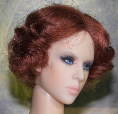 Monique Gold Doll Peddlar Exclusive HARLOW wig in RED sz 4-5. NEW