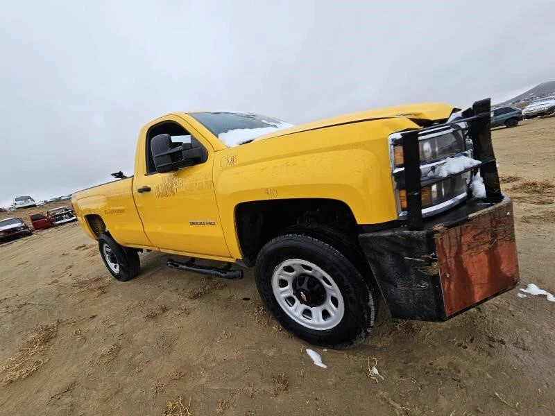 Pinza de freno de disco delantera izquierda usada se adapta a: camioneta Chevrolet Silverado 3500 2015 Fr Foto 2 de 4