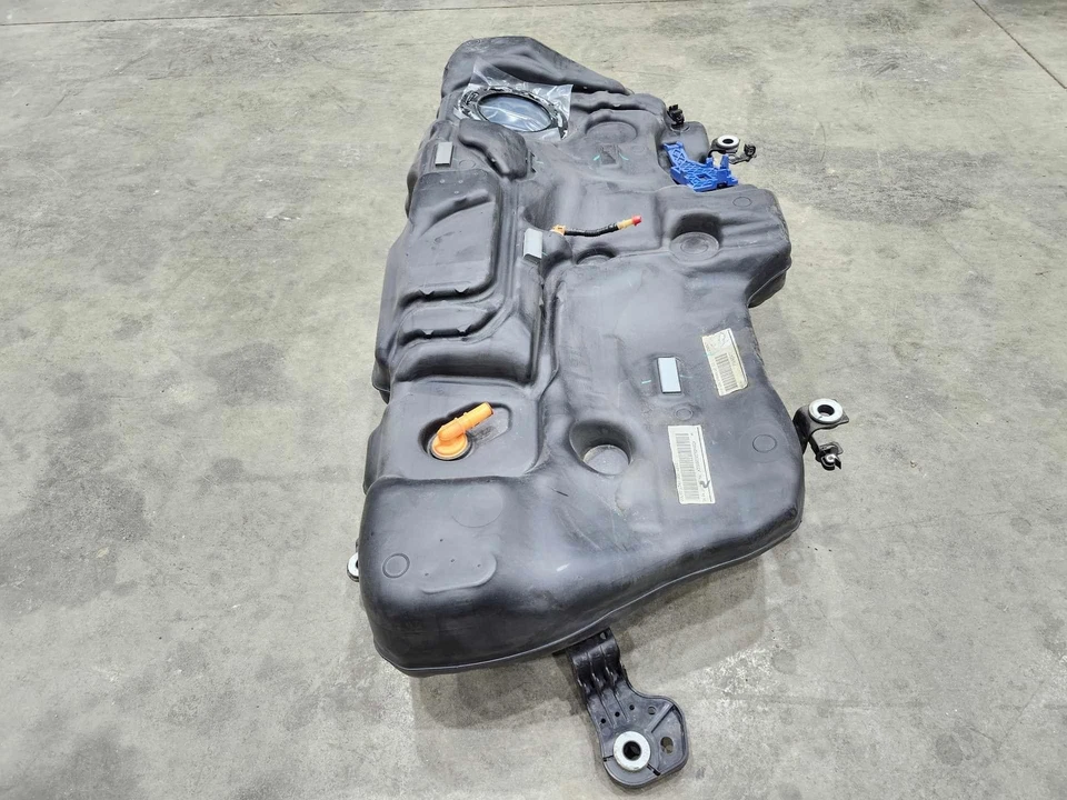 Conjunto de tanque de combustible Volvo S90 2017-2020 tanque de gasolina genuino OEM 31459967 Foto 4 de 4