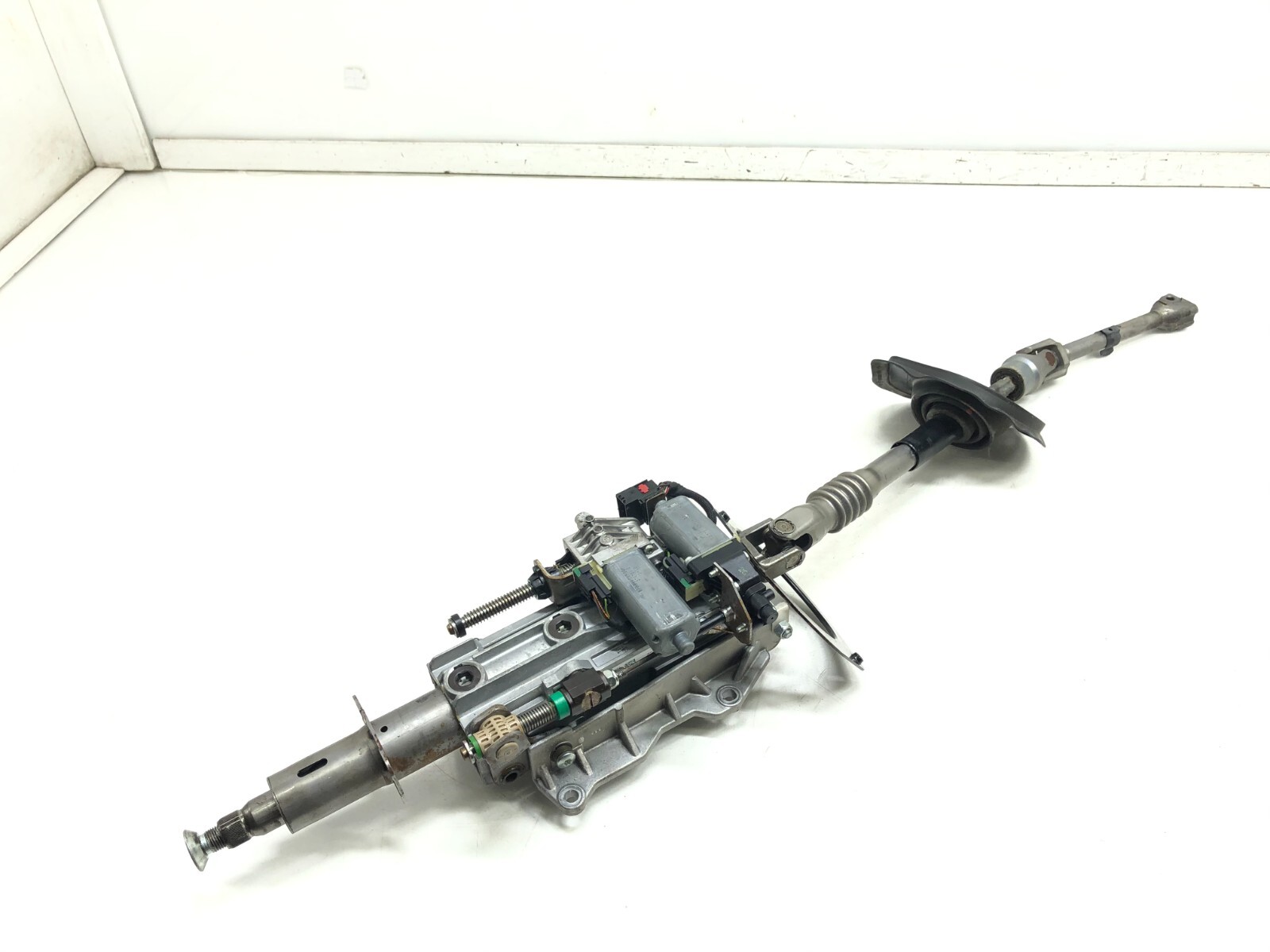 2014-2017 MASERATI GHIBLI STEERING COLUMN DRIVE SHAFT MOTOR ASSEMBLY OEM.