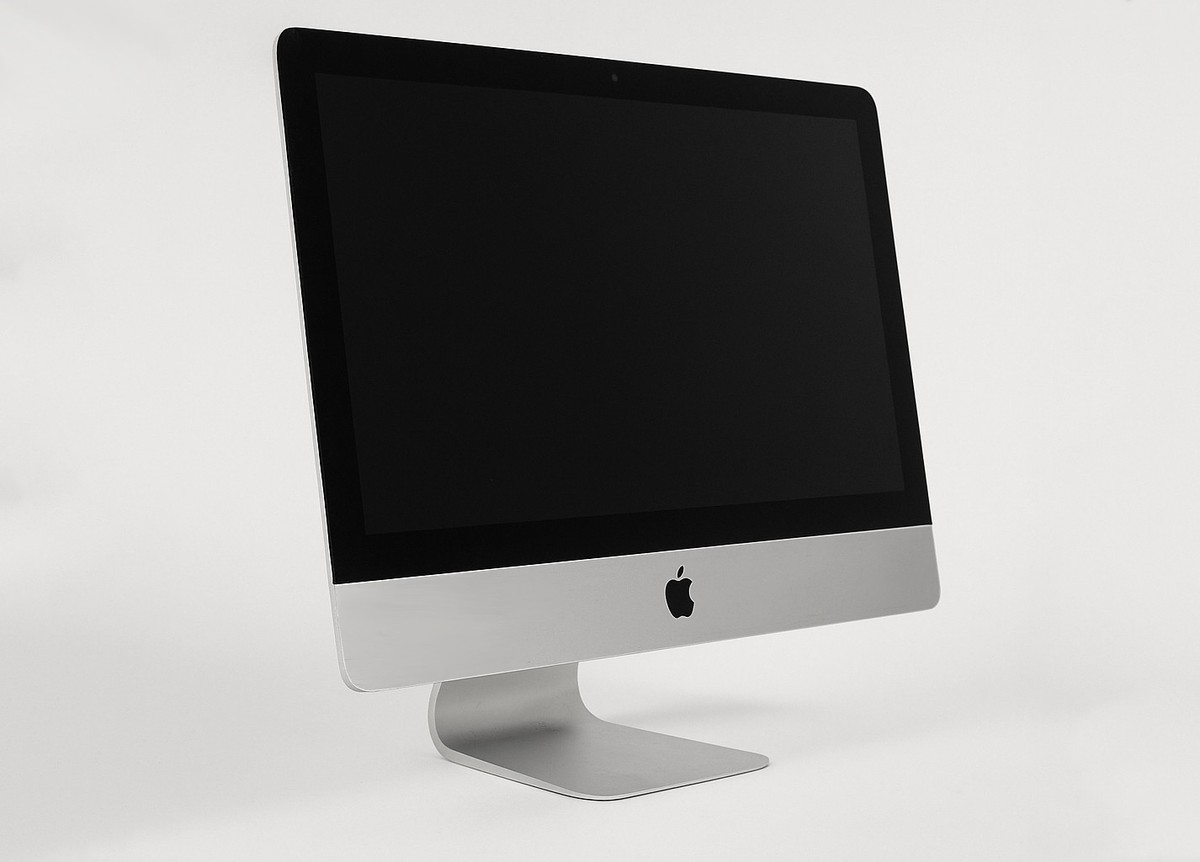 2019 Apple iMac 21.5in Retina 4K Display Core i3 3.6GHz 8GB