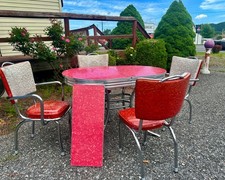 SUBERB ANTIQUE 1950'S BREAKFAST TABLE WITH 4 CHAIRS