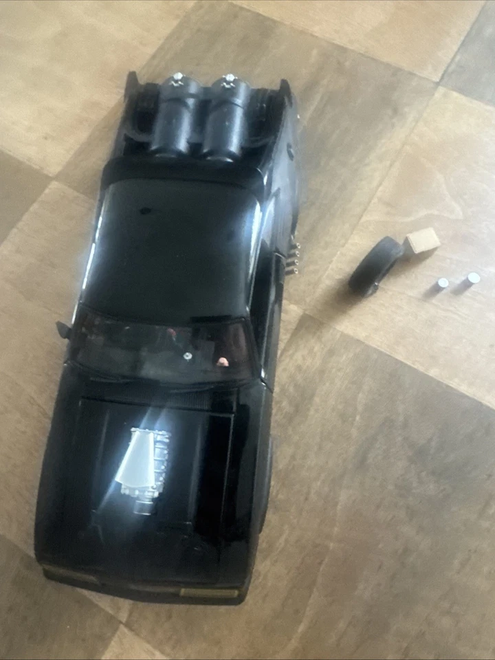 Mad Max 2 Diecast Car 1/18 The Road Warrior Interceptor AUTOart Millenium - Image 3 of 4