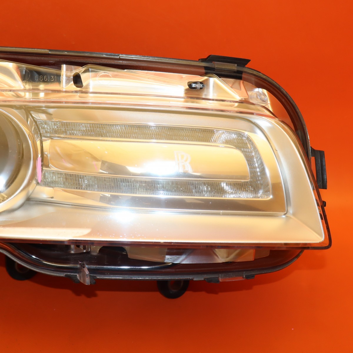 ROLLS ROYCE GHOST WRAITH HEADLIGHT RIGHT PASSENGER 2010-2013 2014 7201166 XENON