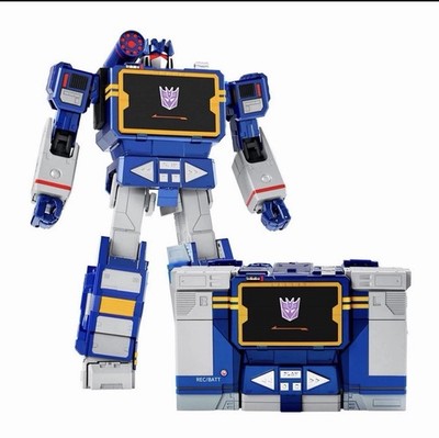 Robosen Transformers: Soundwave Flagship Fully Auto-Converting Robot ($400 OFF)