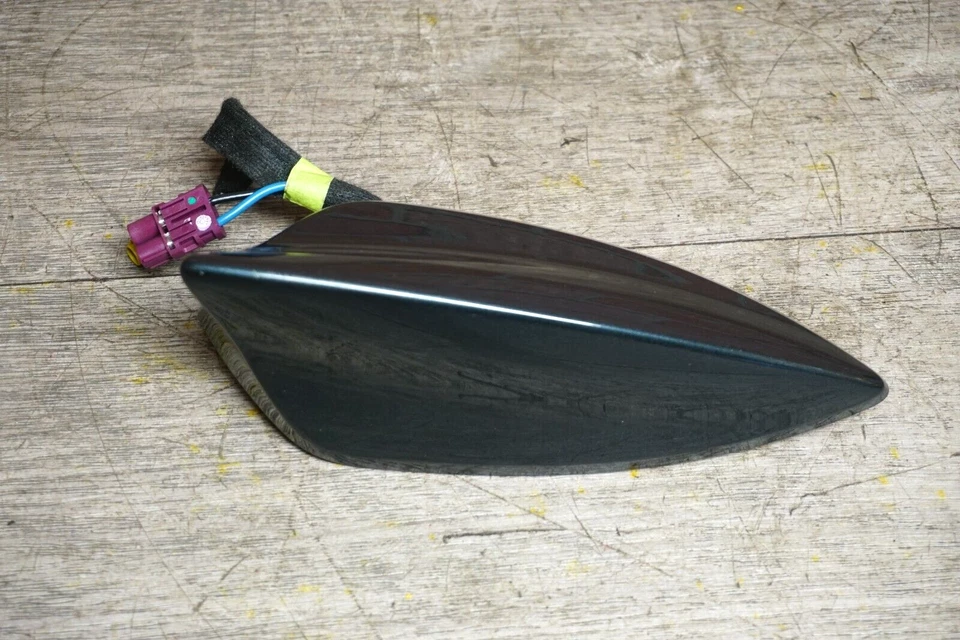 AZUL CHEVROLET CRUZE 2017-2018 MONTAJE EN TECHO TRASERO SUPERIOR RADIO ALETA DE TIBURÓN ANTENA OEM Foto 2 de 4